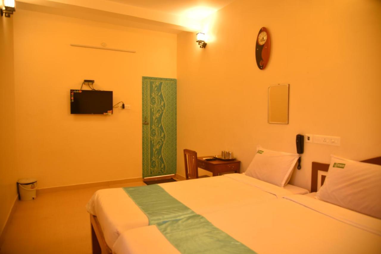 A P Guest House Puducherry Exterior foto