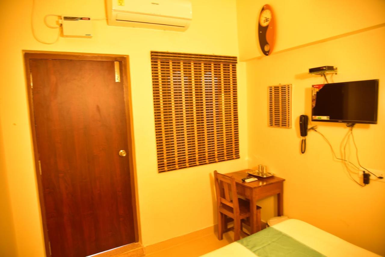A P Guest House Puducherry Exterior foto